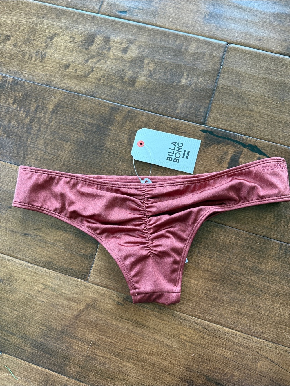 BILLABONG SOL SEARCHER CINCHED BACK SWIM BOTTOM SIZE MEDIUM NWT